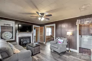 5793 Oak St, Fort Lawn, SC 29714 - Photo 5