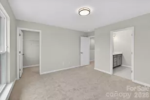 242 Ferebee Pl, Charlotte, NC 28213 - Photo 15