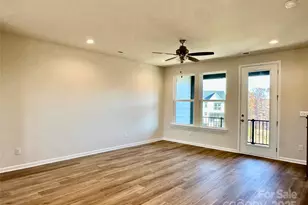 242 Ferebee Pl, Charlotte, NC 28213 - Photo 5