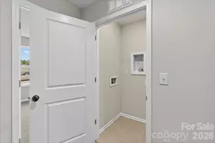 242 Ferebee Pl, Charlotte, NC 28213 - Photo 29