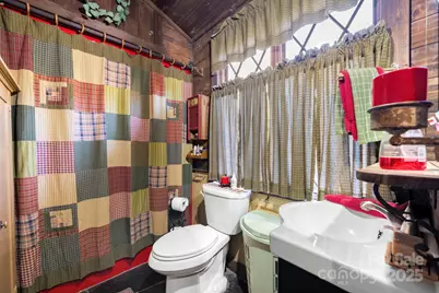 901 Union Street, Maiden, NC 28650 - Photo 9