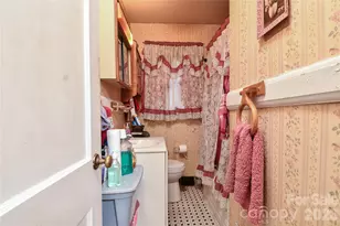 531 Bowman Rd, Charlotte, NC 28217 - Photo 9