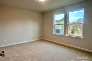 238 Ferebee Pl, Charlotte, NC 28213 - Photo 21