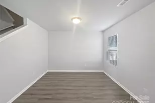 324 Valerie Dr, Lincolnton, NC 28092 - Photo 7