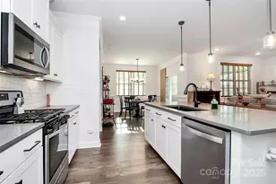 163 Hanks Bluff Dr, Mooresville, NC 28117 - Photo 15