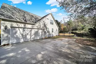 419 Kinsey Creek Ct, Rock Hill, SC 29730 - Photo 37