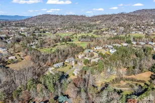 9 Fairway View Dr, Weaverville, NC 28787 - Photo 43