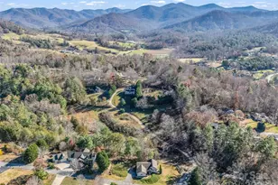 9 Fairway View Dr, Weaverville, NC 28787 - Photo 43