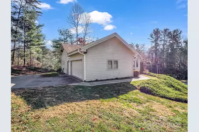 9 Fairway View Drive, Weaverville, NC 28787 - Photo 3