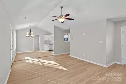 7100 Windsong Way, Wingate, NC 28174 - Photo 5