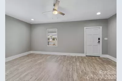 4313 Hovis Road, Charlotte, NC 28208 - Photo 7