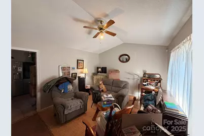 284 Jennings Road, North Wilkesboro, NC 28659 - Photo 3