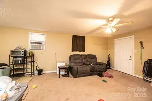 711 Meredith Ct SW, Lenoir, NC 28645 - Photo 15