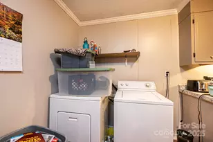 711 Meredith Ct SW, Lenoir, NC 28645 - Photo 31