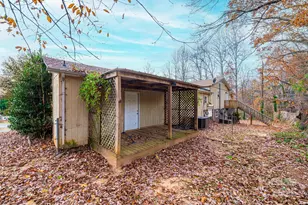 711 Meredith Ct SW, Lenoir, NC 28645 - Photo 9