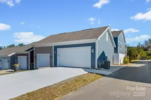 137 Cherry Spgs Ln, Asheville, NC 28804 - Photo 37