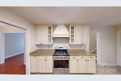 2844 Goneaway Road, Charlotte, NC 28210 - Photo 7