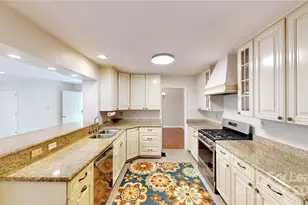 2844 Goneaway Rd, Charlotte, NC 28210 - Photo 5