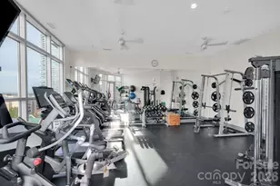 333 W Trade St, Charlotte, NC 28202 - Photo 19