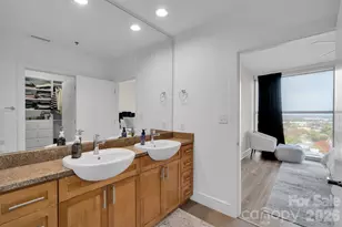 333 W Trade St, Charlotte, NC 28202 - Photo 13