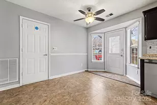 3616 Craigholm Ct, Charlotte, NC 28262 - Photo 9