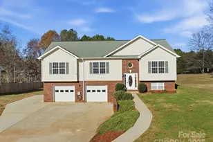 2244 Burris Rd, Conover, NC 28613 - Photo 3