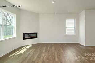 2054 10th St SE, Hickory, NC 28602 - Photo 9