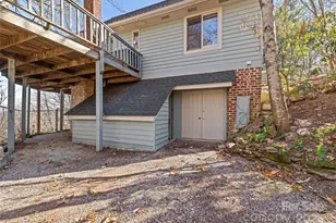 1350 Davis Mountain Rd, Hendersonville, NC 28739 - Photo 37