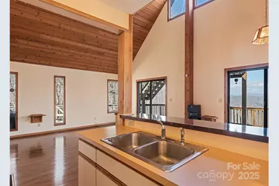 1350 Davis Mountain Road, Hendersonville, NC 28739 - Photo 19