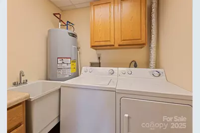 1350 Davis Mountain Road, Hendersonville, NC 28739 - Photo 33