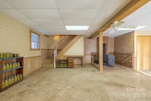 2196 Uphill Ln, Lenoir, NC 28645 - Photo 29