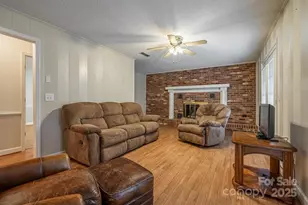 2196 Uphill Ln, Lenoir, NC 28645 - Photo 17