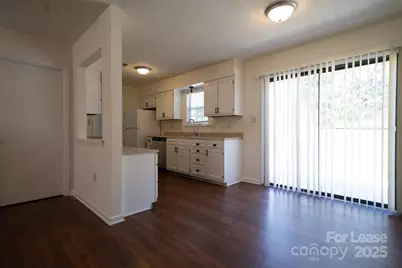 2219 Heather Glen Lane, Charlotte, NC 28208 - Photo 5