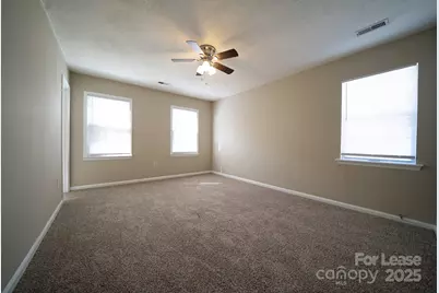 2219 Heather Glen Lane, Charlotte, NC 28208 - Photo 9