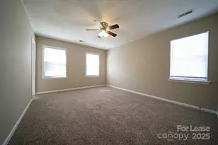 2219 Heather Glen Ln, Charlotte, NC 28208 - Photo 9