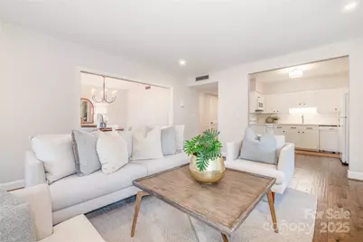 4527 Gaynor Road #303, Charlotte, NC 28211 - Photo 13