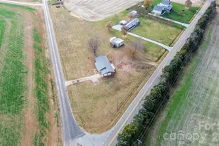 2890 Hobson Rd, Cleveland, NC 27013 - Photo 37