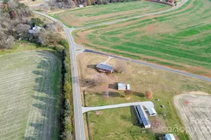 2890 Hobson Rd, Cleveland, NC 27013 - Photo 39