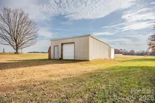 2890 Hobson Rd, Cleveland, NC 27013 - Photo 33