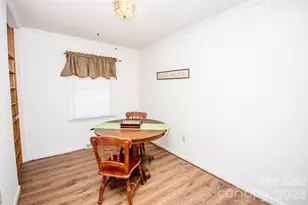 2890 Hobson Rd, Cleveland, NC 27013 - Photo 17