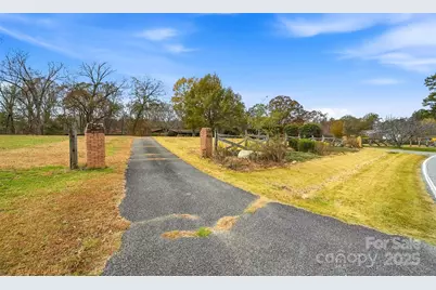 219 Settlemyre Road, Morganton, NC 28655 - Photo 37