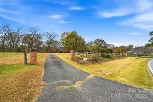 219 Settlemyre Rd, Morganton, NC 28655 - Photo 37