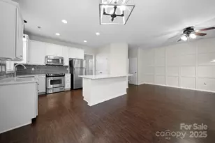 136 E Morehouse Ave, Mooresville, NC 28117 - Photo 5