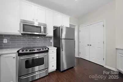 136 E Morehouse Avenue, Mooresville, NC 28117 - Photo 7
