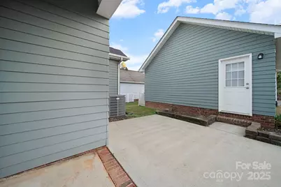 136 E Morehouse Avenue, Mooresville, NC 28117 - Photo 29