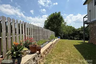 303-1 Hi Alta Ave, Asheville, NC 28806 - Photo 23