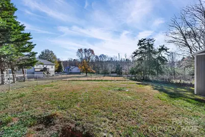 3405 Clarks Chapel Road, Lenoir, NC 28645 - Photo 9