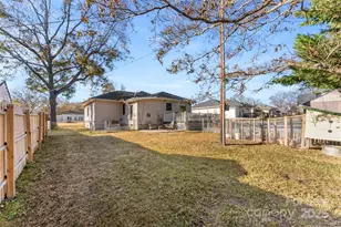 909 S Main St, Clover, SC 29710 - Photo 25