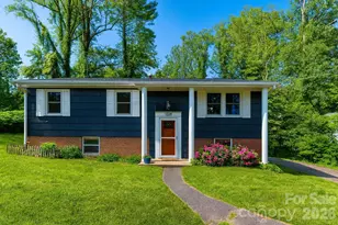 1226 Pinebrook Cir, Hendersonville, NC 28739 - Photo 1