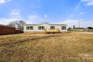 135 Rock Olive Dr, Rockwell, NC 28138 - Photo 1